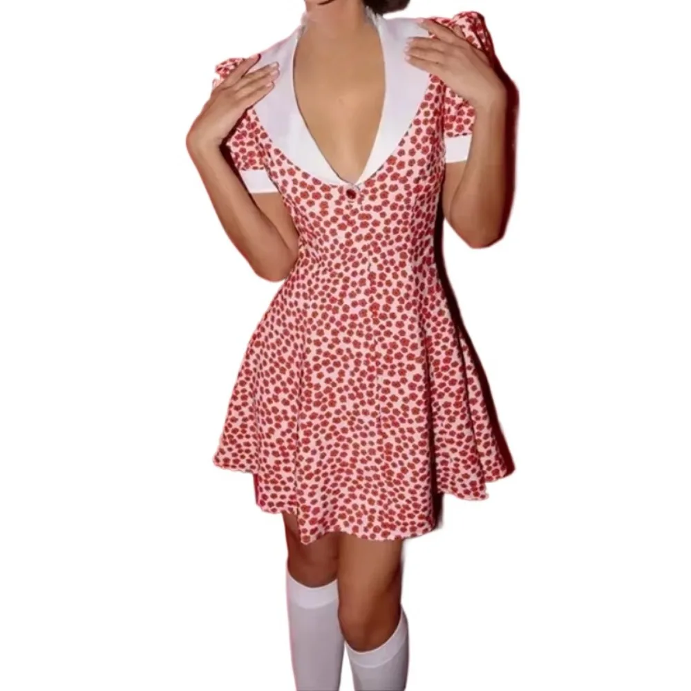 Floral Printed A-Line Dresses For Women Fashion Sexy Cuty Short Sleeves V-Neck Mini Vestidos Robes Female Vintage Chic Ladies
Floral Printed A-Line Dresses For Women Fashion Sexy Cuty Short Sleeves V-Neck Mini Vestidos Robes Female Vintage Chic Ladies