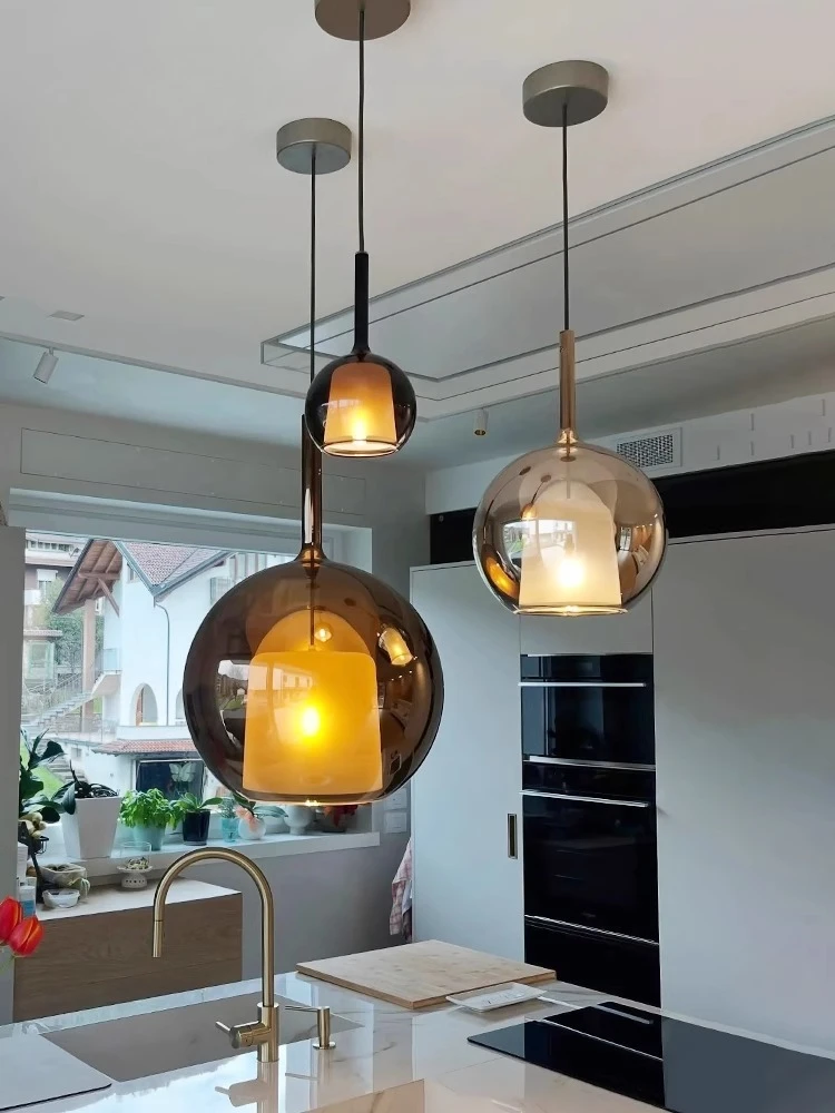 Italian glass restaurant pendant light, Nordic designer personality bar desk lamp, bedroom bedside pendant light
Italian glass restaurant pendant light, Nordic designer personality bar desk lamp, bedroom bedside pendant light