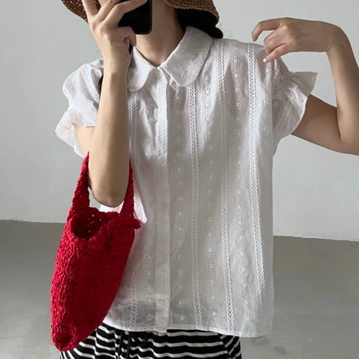 Sweet Chic Summer Fashion Youthful Single Button Doll Collar Embroidered Floral Tunic Shirt for Women Breathable Polyester Fa...
Sweet Chic Summer Fashion Youthful Single Button Doll Collar Embroidered Floral Tunic Shirt for Women Breathable Polyester Fa...