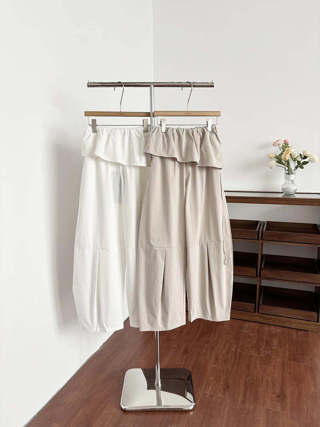 New 2026 Summer Korean Style High Waist Wide Leg Pants Loose Slimming Versatile Knife Curtains Casual Women's Trousers
New 2026 Summer Korean Style High Waist Wide Leg Pants Loose Slimming Versatile Knife Curtains Casual Women's Trousers