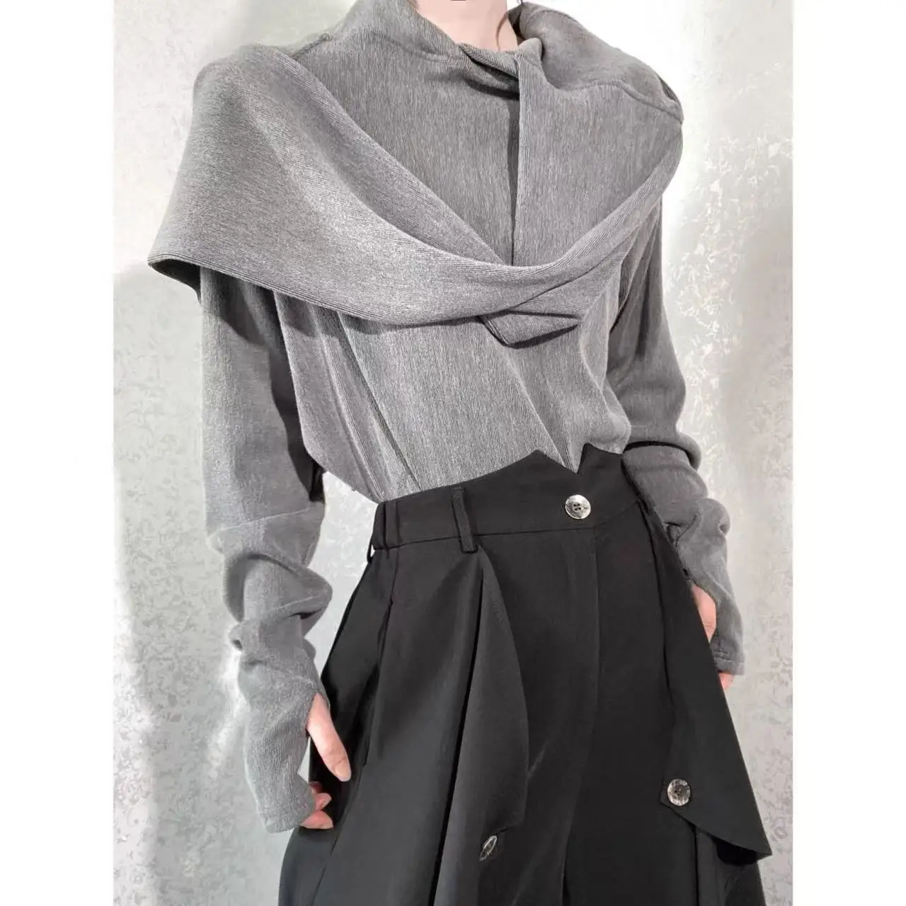2025 New Chinese Style Scarf Collar Hooded Shirt Men Women Pullover Hoodie Wide Leg Pants 2Pieces Set Bisex Y2K Fashion Outfits
2025 New Chinese Style Scarf Collar Hooded Shirt Men Women Pullover Hoodie Wide Leg Pants 2Pieces Set Bisex Y2K Fashion Outfits