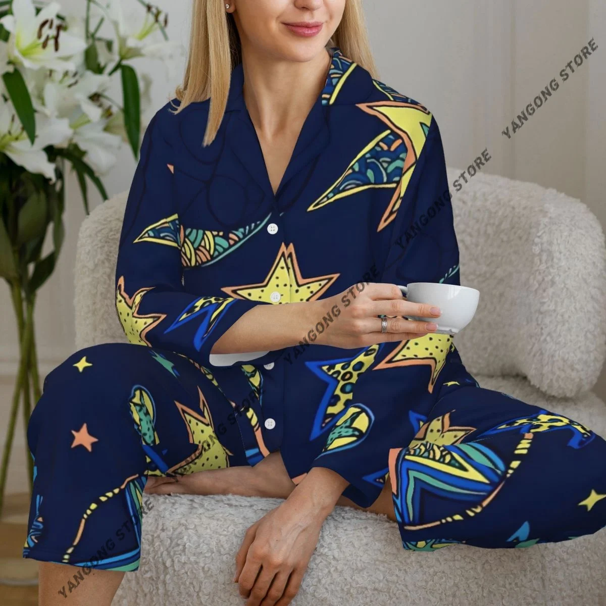 Женская пижама в стиле фэнтези, звездное небо, пижама с длинными рукавами, женский комплект, пеньюар, кардиган, костюм
Женская пижама в стиле фэнтези, звездное небо, пижама с длинными рукавами, женский комплект, пеньюар, кардиган, костюм
