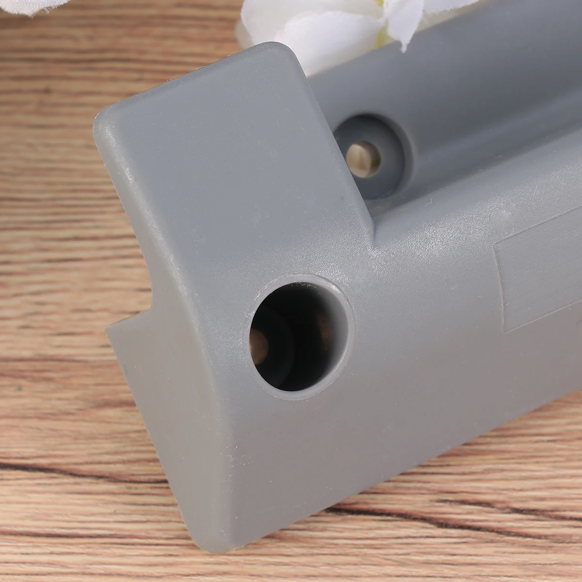 1PC Durable Wall Hanging Water Pipe Holder Premium Plastic Water Pipe Bracket Sturdy Hose Frame Hook for Car Wash Storage
1PC Durable Wall Hanging Water Pipe Holder Premium Plastic Water Pipe Bracket Sturdy Hose Frame Hook for Car Wash Storage