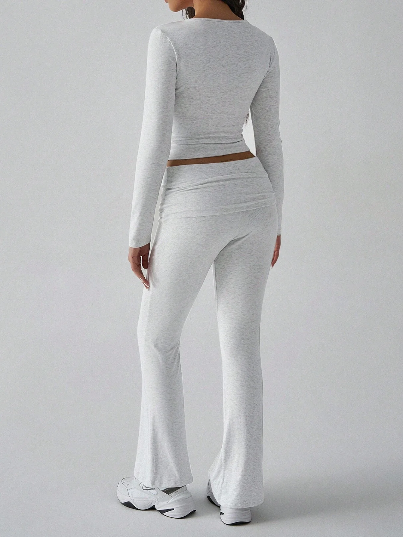 Women Two Piece Set Square Collar Long Sleeve Crop Top Flared Pants Casual Spring Summer
Women Two Piece Set Square Collar Long Sleeve Crop Top Flared Pants Casual Spring Summer