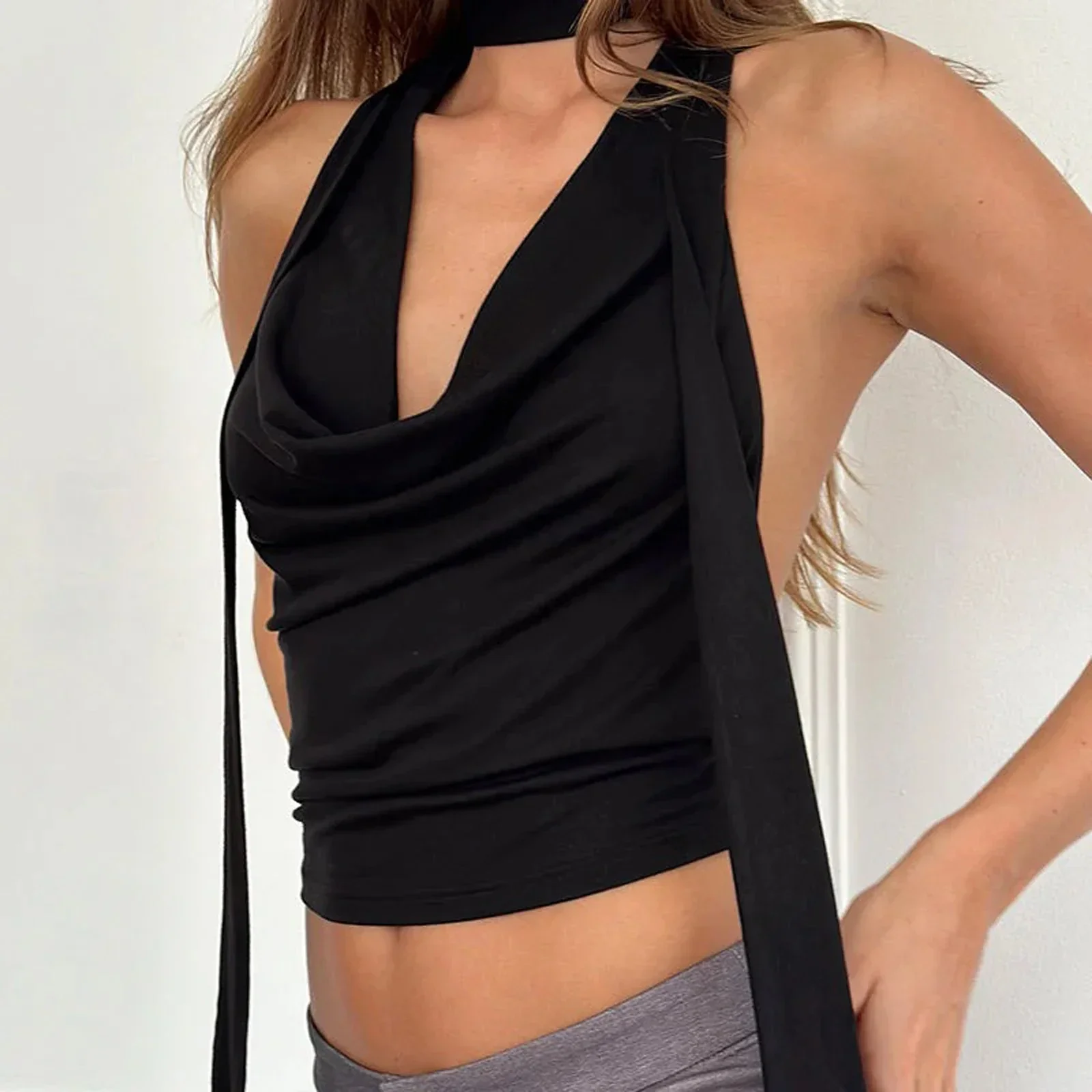 2025 Women Tank Tops Solid Color Halter Neck Strappy Cowl Neck Casual Vests Summer Fashion Sleeveless Tops Streetwear
2025 Women Tank Tops Solid Color Halter Neck Strappy Cowl Neck Casual Vests Summer Fashion Sleeveless Tops Streetwear