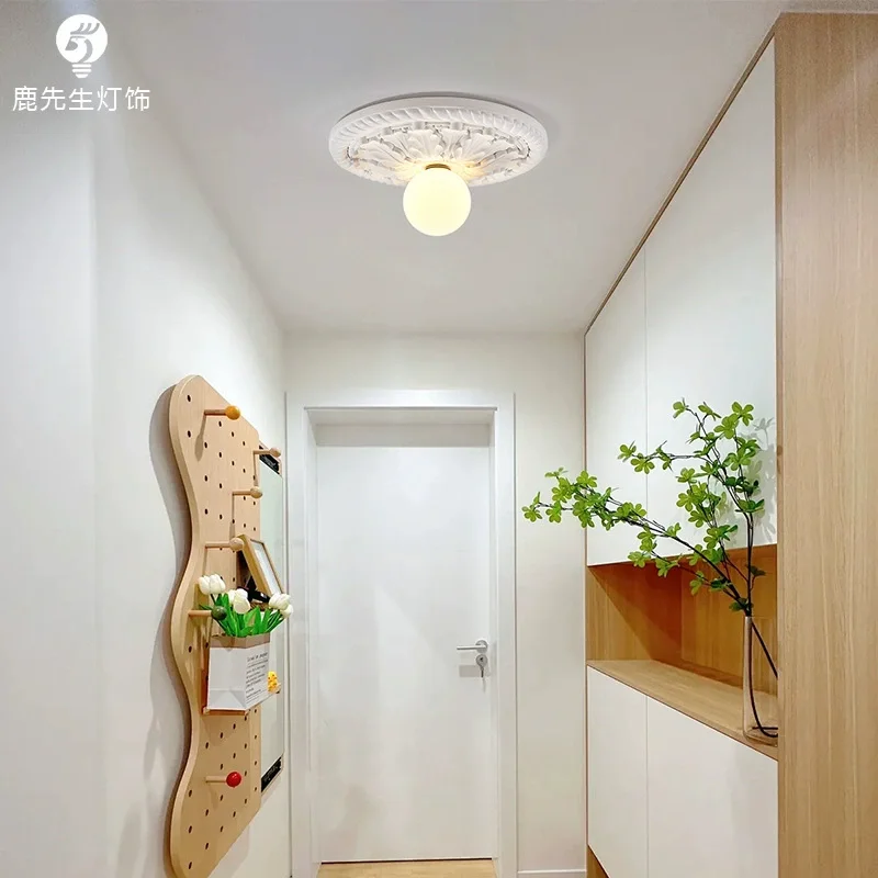 French retro ceiling lights modern led lights hallway Corridor lamp Nordic style carved lamp bedroom living room decor lighting
French retro ceiling lights modern led lights hallway Corridor lamp Nordic style carved lamp bedroom living room decor lighting