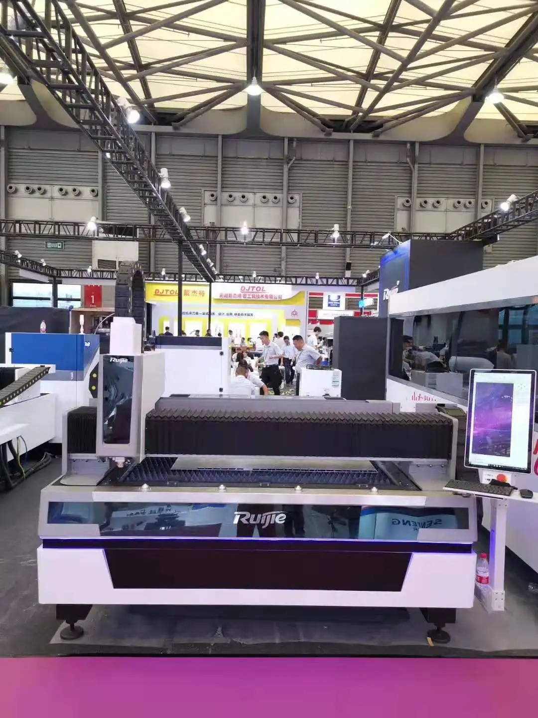 Laser Cutting Machines/fiber Laser Cutting Machine/cnc Fiber Laser Cutting Machine RUIJIE
Laser Cutting Machines/fiber Laser Cutting Machine/cnc Fiber Laser Cutting Machine RUIJIE