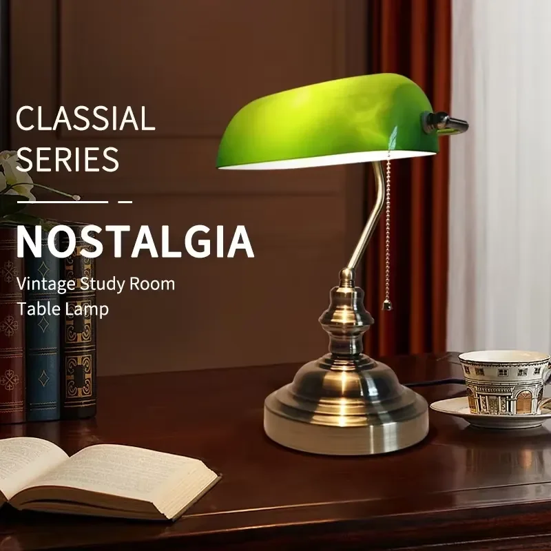 Retro green glass LED desk lamp with zipper switch, banker style desk lamp, suitable for office, bedroom, bedside, study
Retro green glass LED desk lamp with zipper switch, banker style desk lamp, suitable for office, bedroom, bedside, study