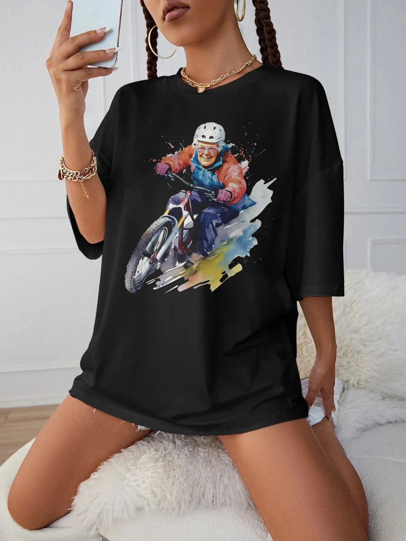 Biking Granny Comfortable Black Round Neck Maternity T-Shirt Women's Loose Fit for Late Pregnancy
Biking Granny Comfortable Black Round Neck Maternity T-Shirt Women's Loose Fit for Late Pregnancy