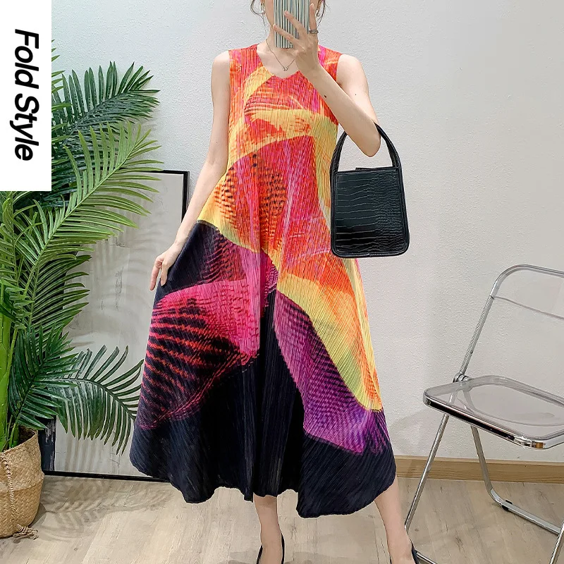 Miyake плиссированное платье с принтом для женщин, трапециевидное платье с круглым воротником, свободный винтажный стиль, новинка 2025 года, женская летняя одежда
Miyake плиссированное платье с принтом для женщин, трапециевидное платье с круглым воротником, свободный винтажный стиль, новинка 2025 года, женская летняя одежда