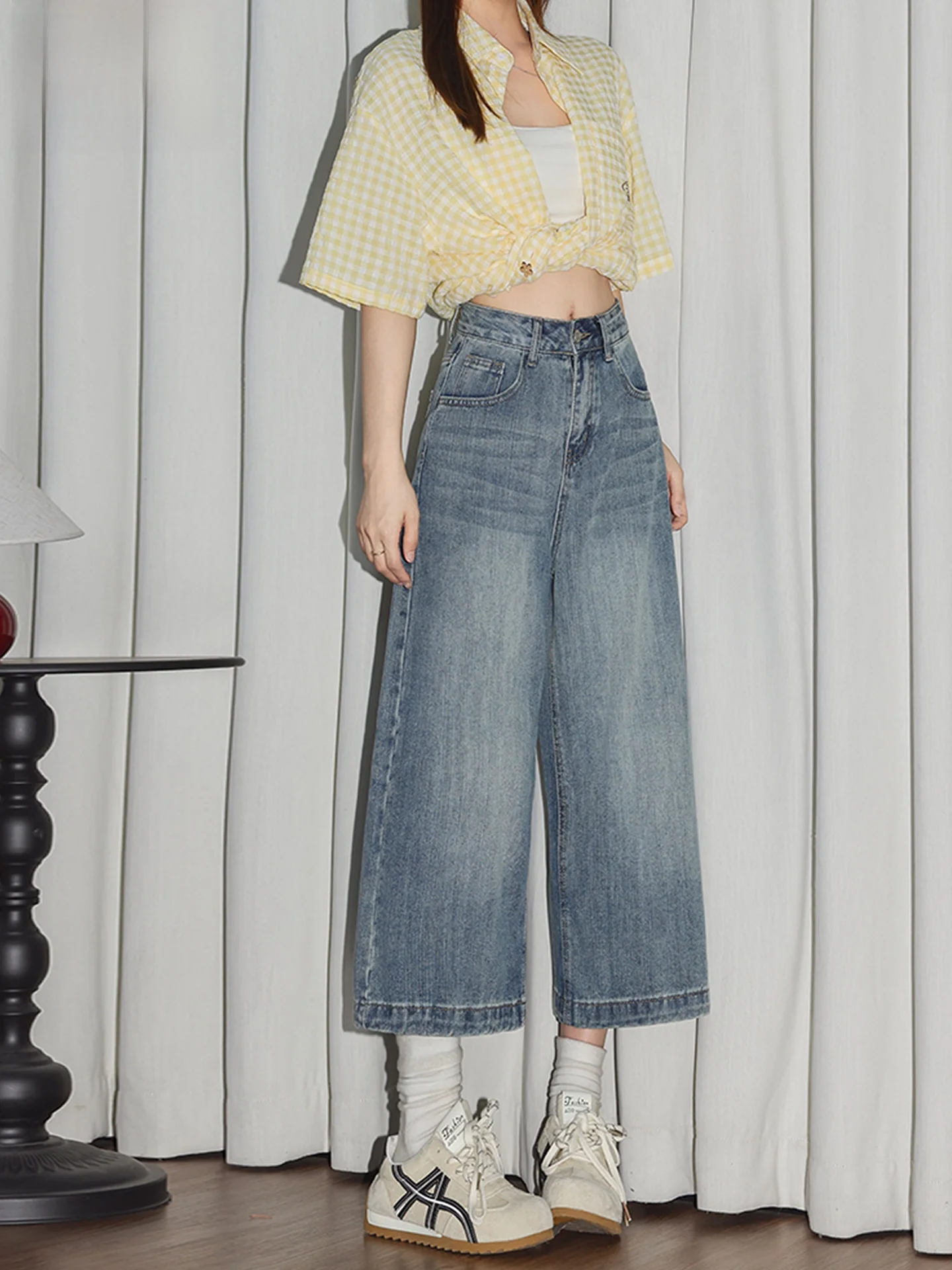 Retro High Waist Loose Fit Wide Leg Jeans Women's Summer New Style Blue Hot Girl Design Feel Eighteen Cotton Denim Pants
Retro High Waist Loose Fit Wide Leg Jeans Women's Summer New Style Blue Hot Girl Design Feel Eighteen Cotton Denim Pants