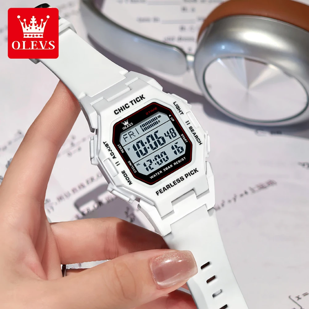 OLEVS 1119 Quartz Movement Classic Square Watch Multifunction Electronic Display Dial 30M Waterproof Cool Sport Brand Watch
OLEVS 1119 Quartz Movement Classic Square Watch Multifunction Electronic Display Dial 30M Waterproof Cool Sport Brand Watch