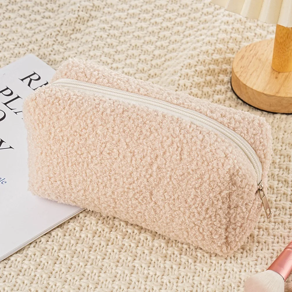 High Quality Fresh Color Makeup Bag Large Capacity Plush Cosmetics Storage Bag Multifunctional Stationery Bag
High Quality Fresh Color Makeup Bag Large Capacity Plush Cosmetics Storage Bag Multifunctional Stationery Bag