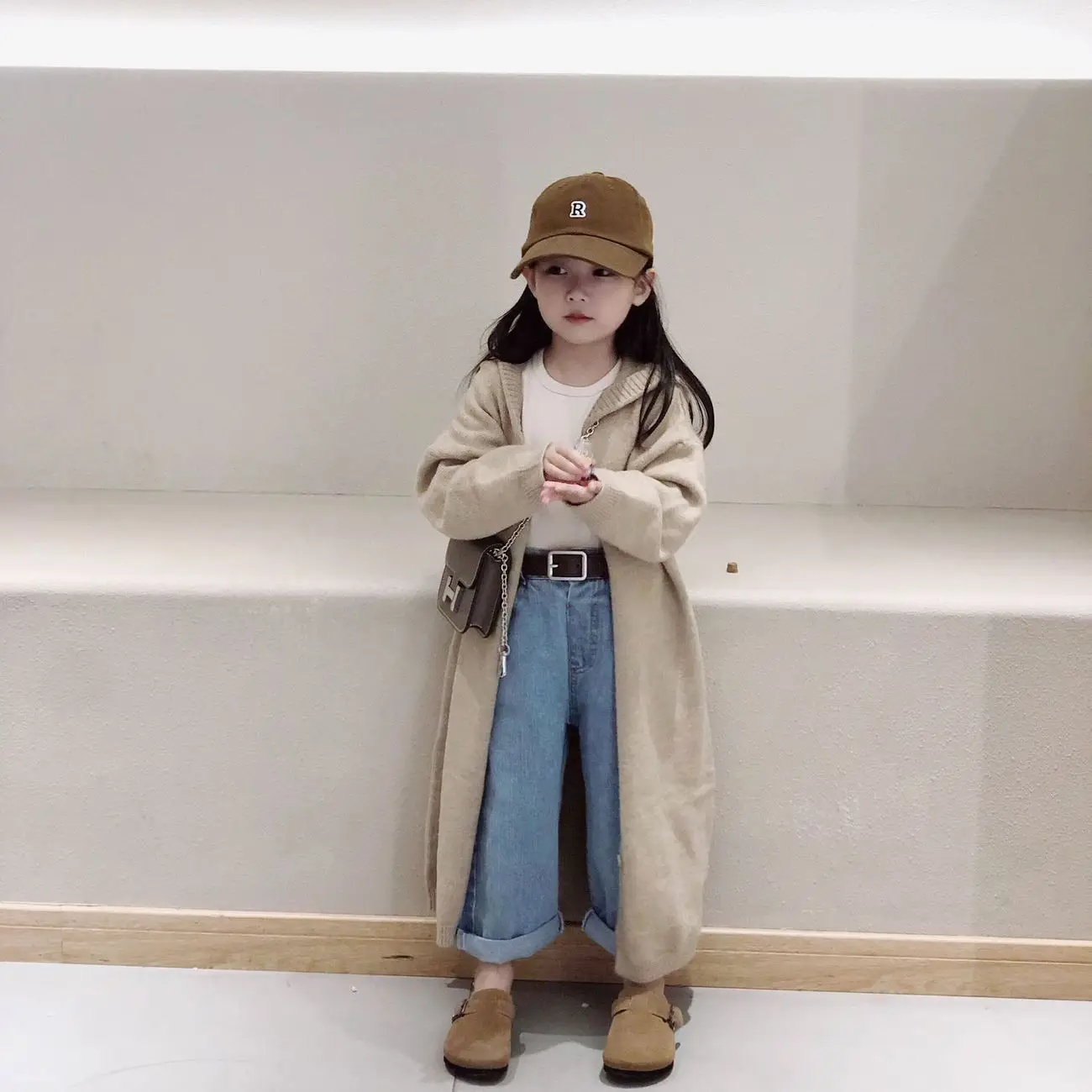 Girls Coat Spring and Autumn Knitted Cardigan 2025 New Style Children's Fashionable Loose Lazy Style Hooded Long Sweater Coat
Girls Coat Spring and Autumn Knitted Cardigan 2025 New Style Children's Fashionable Loose Lazy Style Hooded Long Sweater Coat