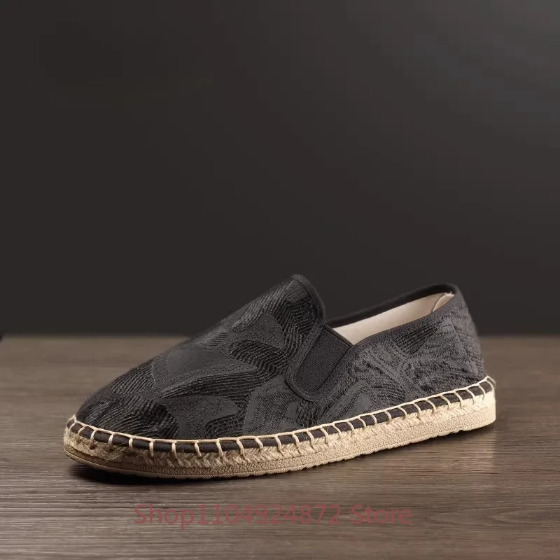 Spring Summer Chinese Retro Jacquard Cloth Shoes Men's Casual Slip on Hemp Rope Sole Sport Flat Shoes Male Loafers Black
Spring Summer Chinese Retro Jacquard Cloth Shoes Men's Casual Slip on Hemp Rope Sole Sport Flat Shoes Male Loafers Black