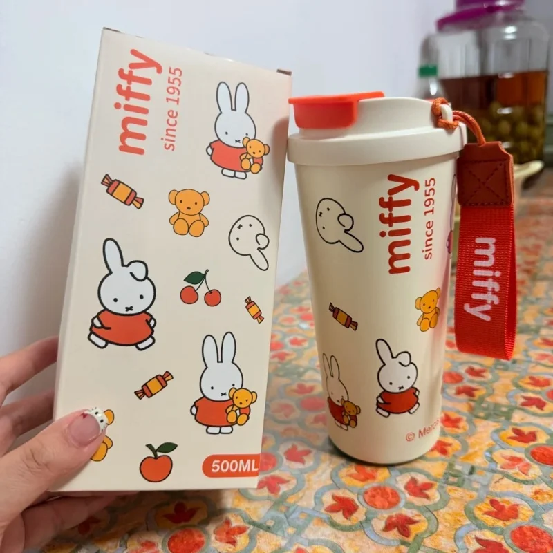 Оригинальная термокружка Miffy большой емкости с внутренней отделкой из нержавеющей стали, портативная термокружка для воды, подарок на день рождения
Оригинальная термокружка Miffy большой емкости с внутренней отделкой из нержавеющей стали, портативная термокружка для воды, подарок на день рождения