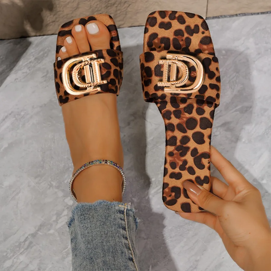 Women Luxury Decor Modern Slippers Leopord Flat Soles Design Fashion Elegant Sexy Slides Casual Summer Outdoor Office Mujer Shoe
Women Luxury Decor Modern Slippers Leopord Flat Soles Design Fashion Elegant Sexy Slides Casual Summer Outdoor Office Mujer Shoe