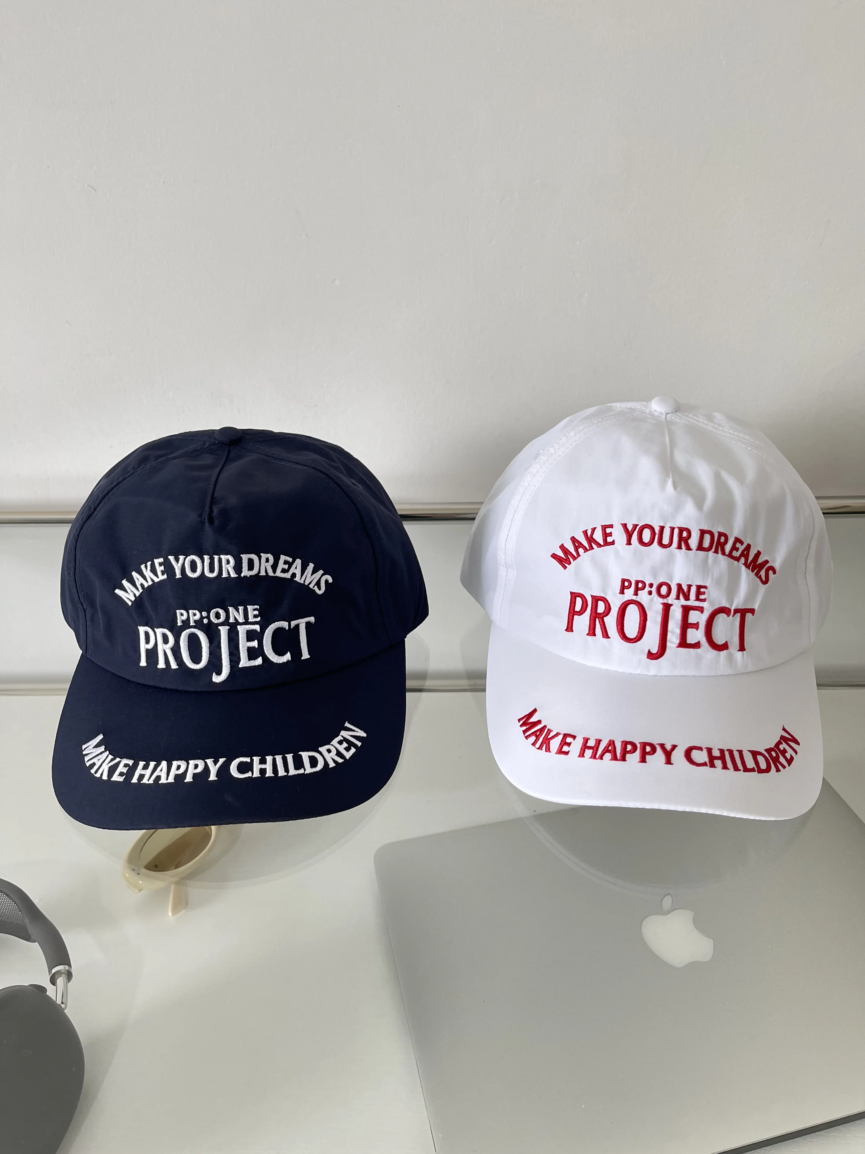 Summer Street Letters Embroidered Peaked Cap Male and Female Personality Soft Top Small Baseball Cap
Summer Street Letters Embroidered Peaked Cap Male and Female Personality Soft Top Small Baseball Cap