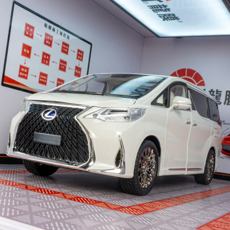 1:18 LM300h alloy luxury commercial vehicle model car ornaments collection door can be opened with rich details fine workmanship
1:18 LM300h alloy luxury commercial vehicle model car ornaments collection door can be opened with rich details fine workmanship
