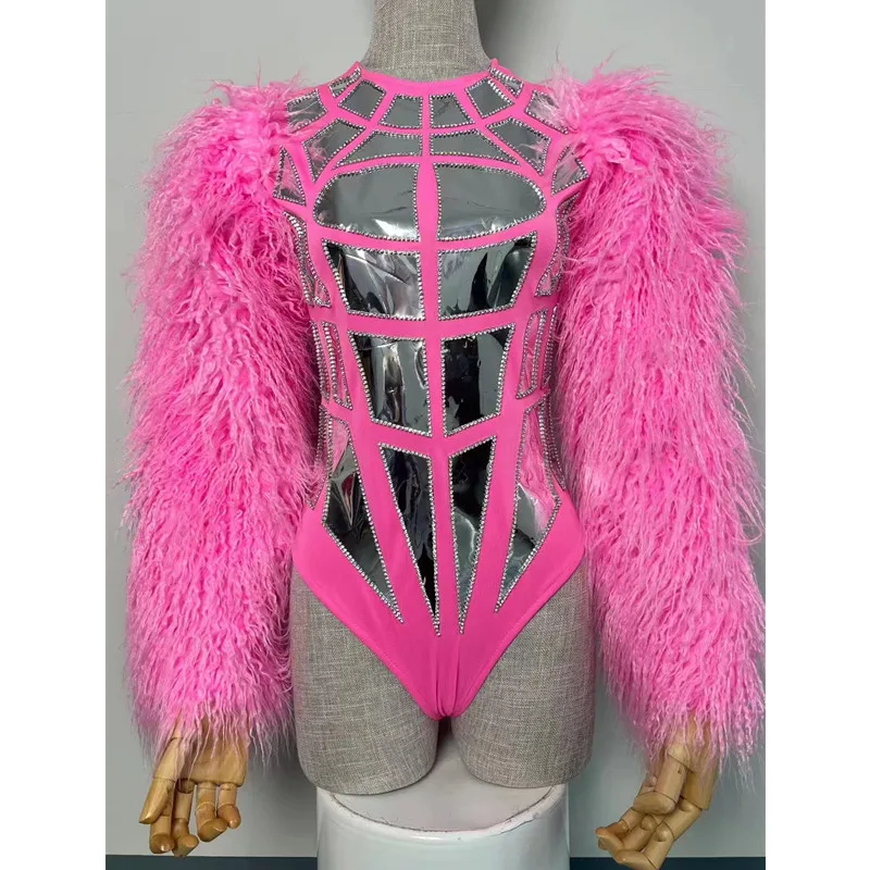 Pink Fur Sleeve Silver Laser Mirror Bodysuit Women Dance Team Sexy DJ Gogo Stage Wear Nightclub Party Show Drag Queen Costume
Pink Fur Sleeve Silver Laser Mirror Bodysuit Women Dance Team Sexy DJ Gogo Stage Wear Nightclub Party Show Drag Queen Costume