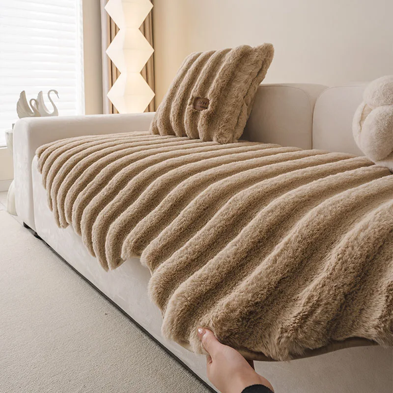Irregular Faux Rabbit Fur Sofa Cushion with Vertical Stripes Autumn Winter Thick Warm Couch Slipcover Solid Anti-Slip Home Decor
Irregular Faux Rabbit Fur Sofa Cushion with Vertical Stripes Autumn Winter Thick Warm Couch Slipcover Solid Anti-Slip Home Decor