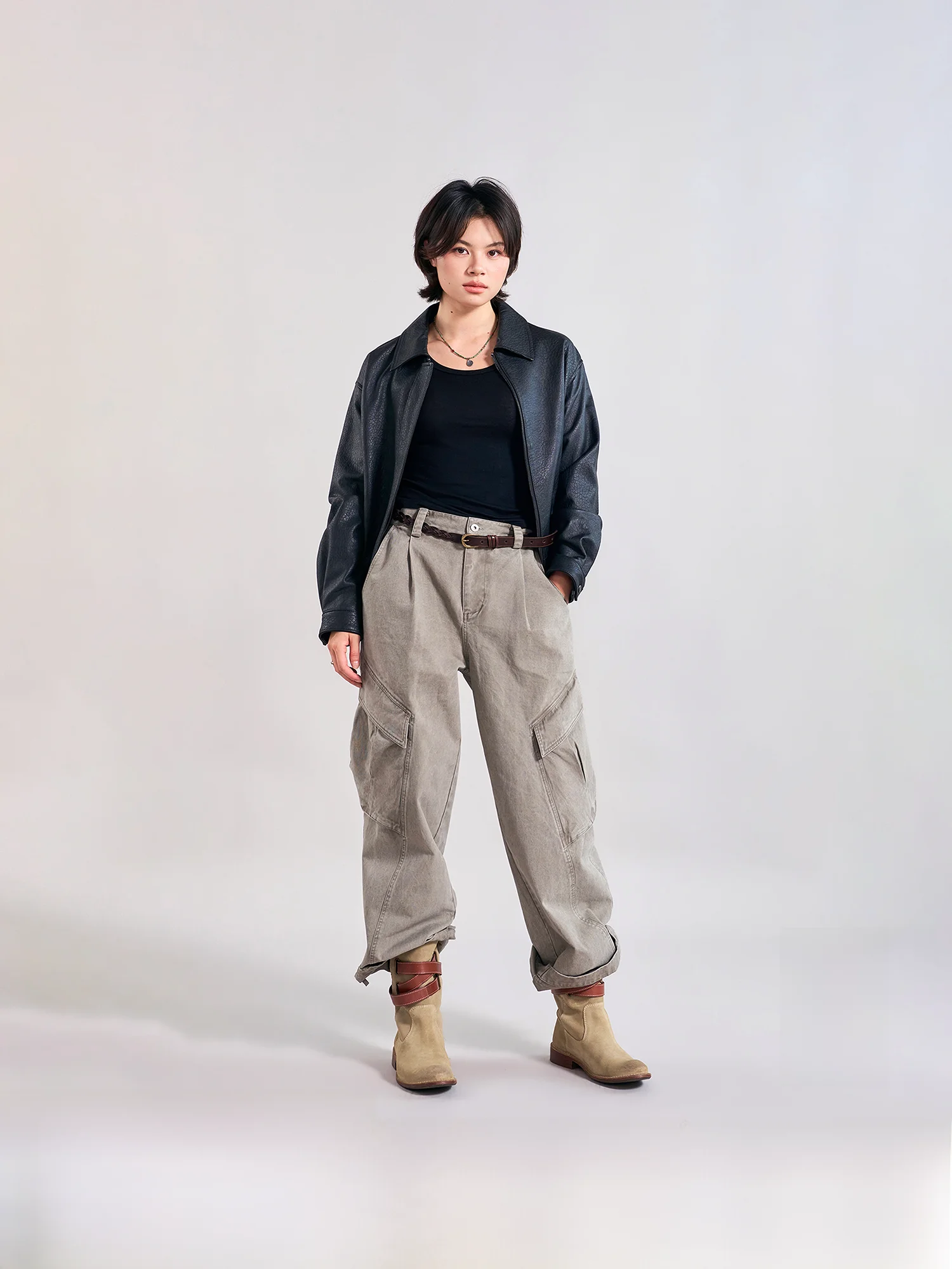 Top Layer Genuine Leather Jaet ort Sle Zipper Closure Collar Design Elephant Pattern Texture Women's Faion Outerwear
Top Layer Genuine Leather Jaet ort Sle Zipper Closure Collar Design Elephant Pattern Texture Women's Faion Outerwear