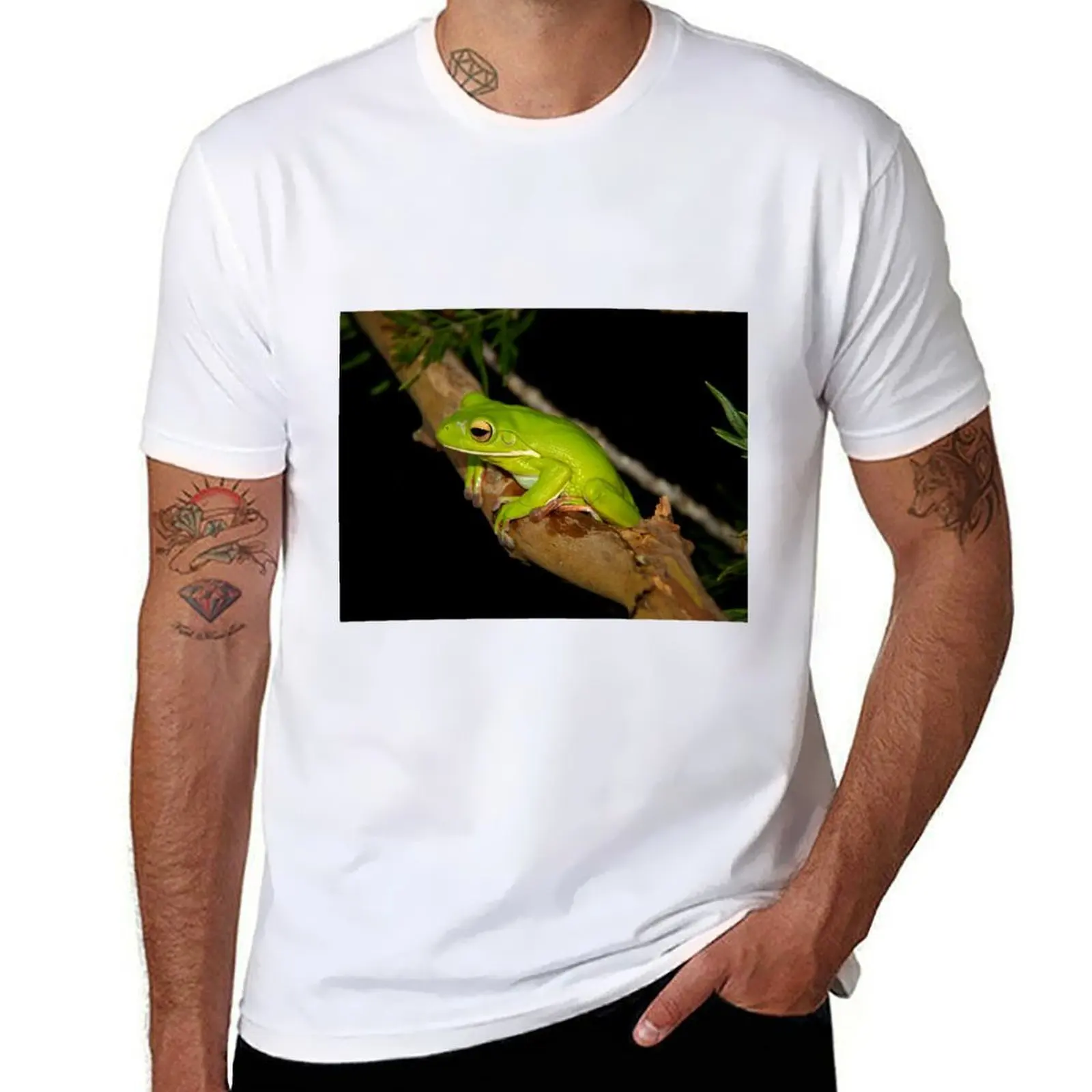 Green Tree Frog T-Shirt man graphic t shirt t shirts for man cotton funny T-Shirt
Green Tree Frog T-Shirt man graphic t shirt t shirts for man cotton funny T-Shirt