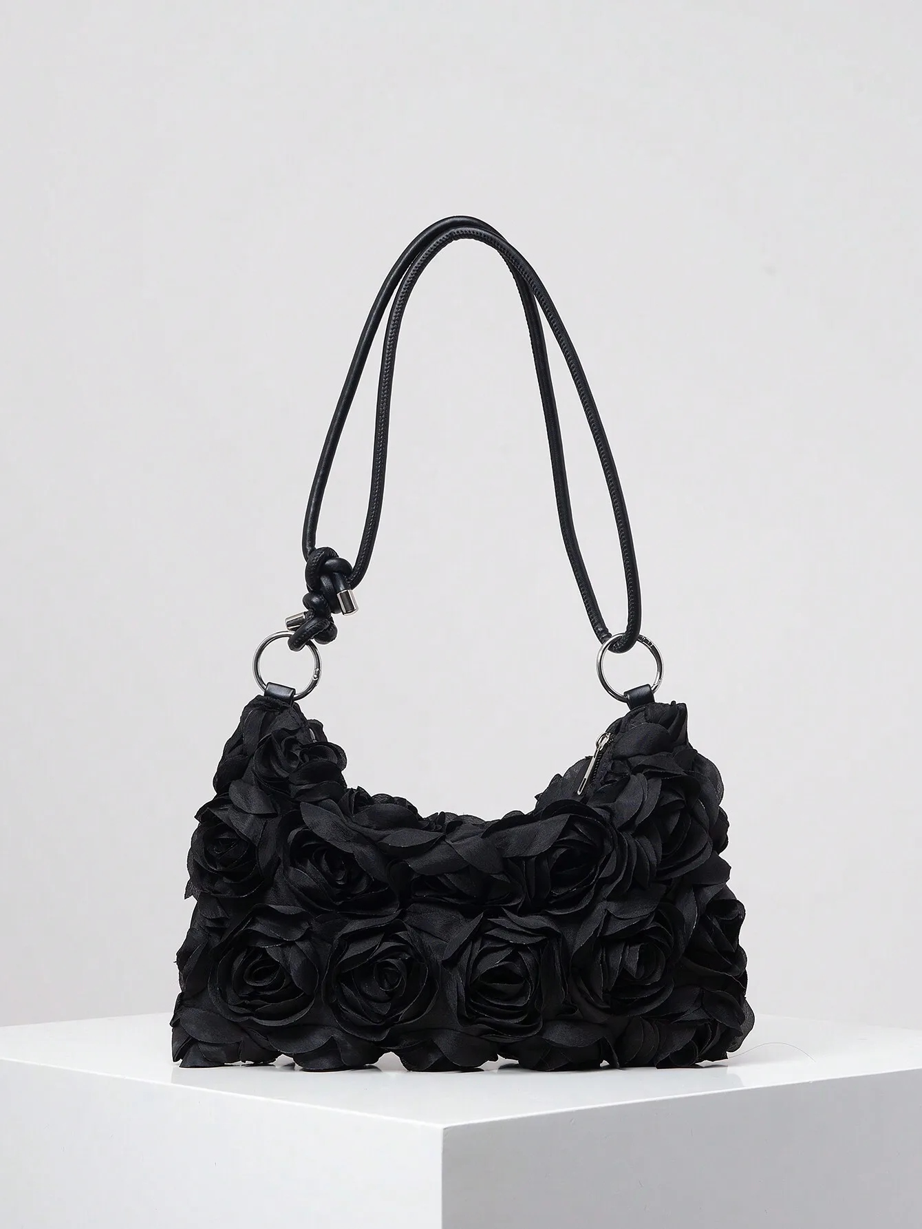 Floral Hollow-Out Woven Shoulder Bag, Elegant Evening Clutch Purse, Tote Bags For Ladies, Party Bag, Party Dresses For Women, Boho Beach Bags For Women, Wedding Items, Holiday Essentials, Valentine's Gift, Birthday Bag, Bridesmaid Bag, Suitable For Weddin
Floral Hollow-Out Woven Shoulder Bag, Elegant Evening Clutch Purse, Tote Bags For Ladies, Party Bag, Party Dresses For Women, Boho Beach Bags For Women, Wedding Items, Holiday Essentials, Valentine's Gift, Birthday Bag, Bridesmaid Bag, Suitable For Weddin