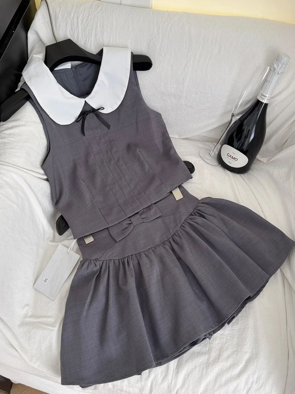 Faionable Color Blo Knot Doll Collar Svel Top plus High Waist Slimming Pleated ort Skirt Two Piece Set ...
Faionable Color Blo Knot Doll Collar Svel Top plus High Waist Slimming Pleated ort Skirt Two Piece Set ...