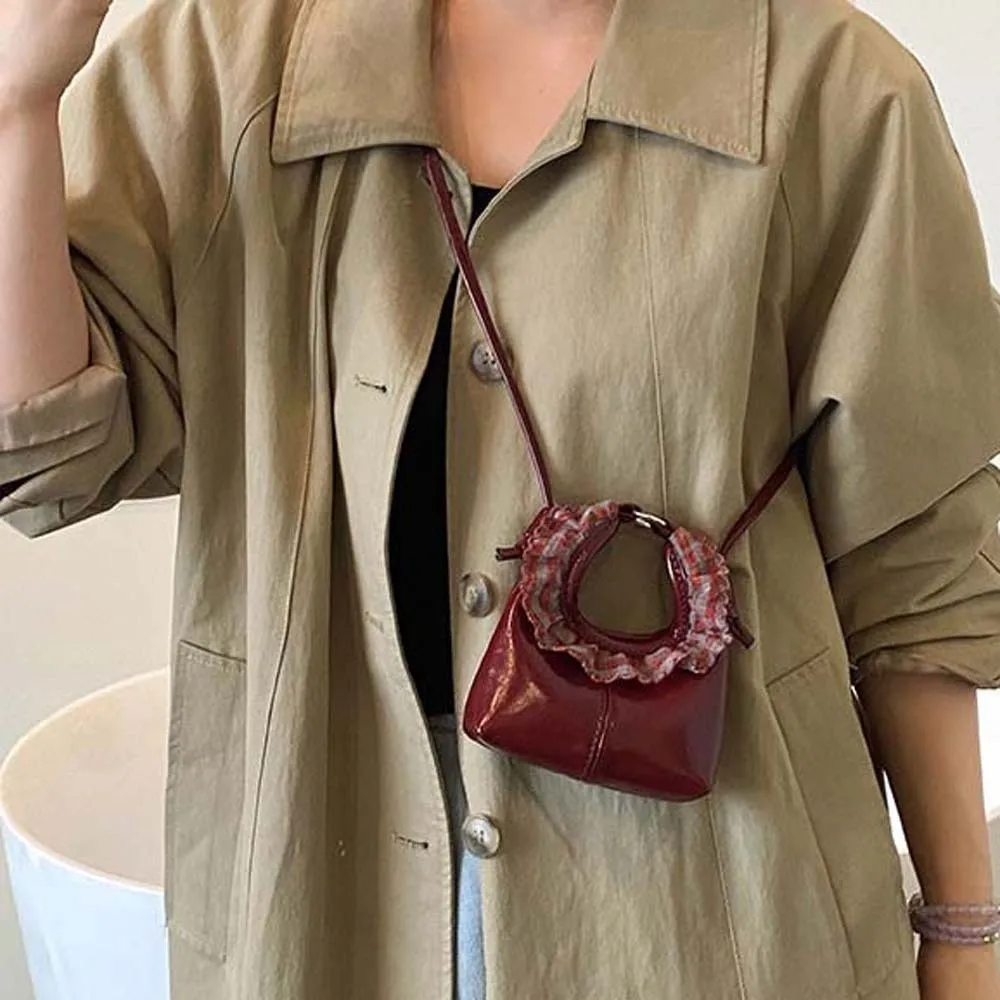 Retro Lipstick Crossbody Bag Adjustable Straps Lightweight Small Shoulder Pouch Lace Waterproof Leather Mini Handbag Daily
Retro Lipstick Crossbody Bag Adjustable Straps Lightweight Small Shoulder Pouch Lace Waterproof Leather Mini Handbag Daily