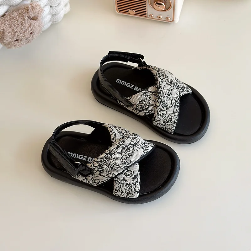2026 Girls' Sandals Summer New Little Sandals Girls All Design Sense Cross Strap Beach Sandals Comfort Daily Kids Sandals
2026 Girls' Sandals Summer New Little Sandals Girls All Design Sense Cross Strap Beach Sandals Comfort Daily Kids Sandals