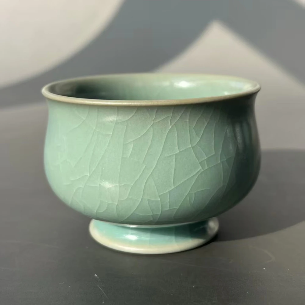 Ru Porcelain Genuine Antique Glaze Owner Cup Full Glaze Nail Support Firing Crackle Effect Plum Blossom Teacup
Ru Porcelain Genuine Antique Glaze Owner Cup Full Glaze Nail Support Firing Crackle Effect Plum Blossom Teacup