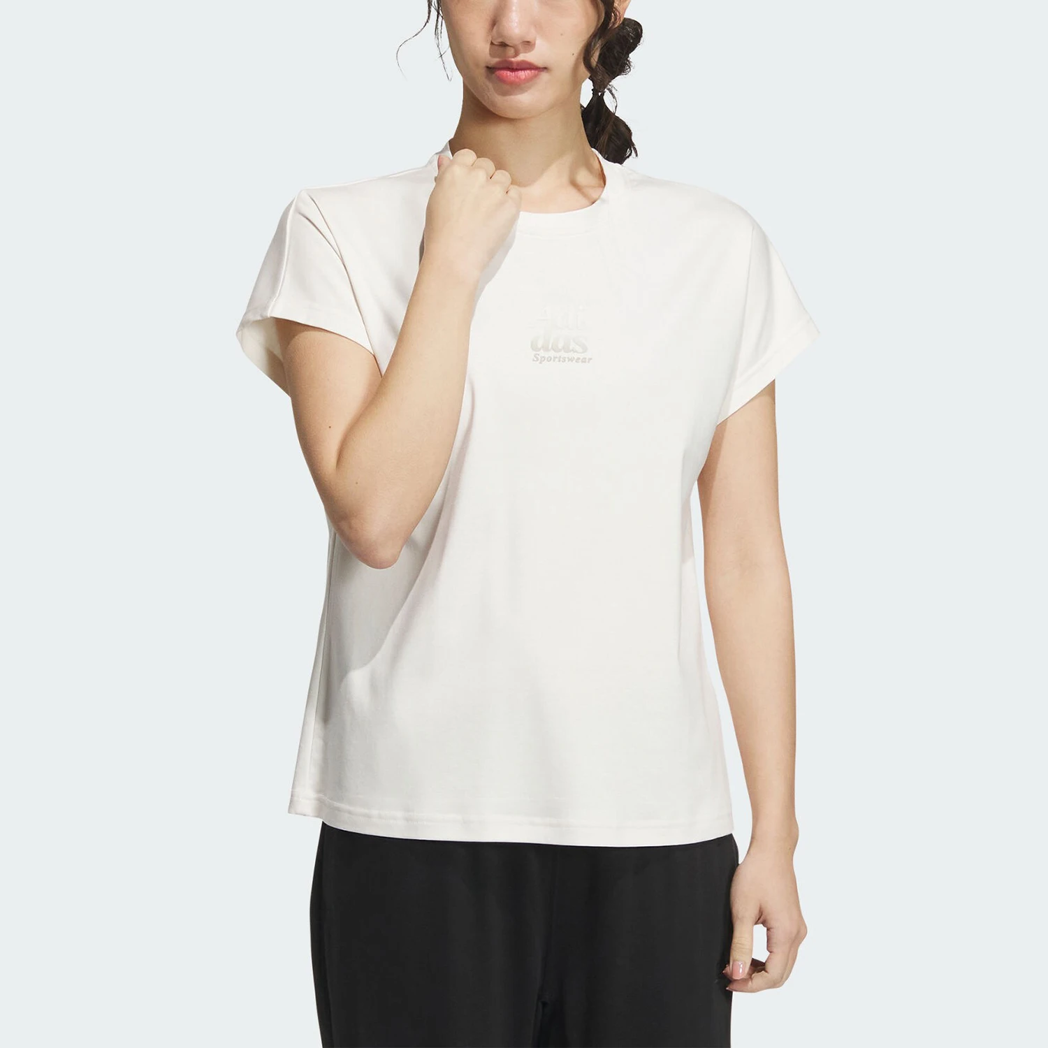 Adidas Official Authentic LOUNGE SILKY T Women's Sports Casual Short Sleeve IM8859
Adidas Official Authentic LOUNGE SILKY T Women's Sports Casual Short Sleeve IM8859