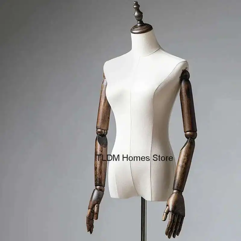 Modern Women's Clothing Mannequins Clothing Store Creative Female Half-length Window Display Stand Full Body Wedding Dress Model
Modern Women's Clothing Mannequins Clothing Store Creative Female Half-length Window Display Stand Full Body Wedding Dress Model