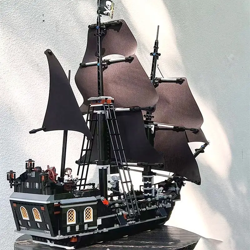 The new black sailboat building blocks for 2026 are suitable for living room placement and puzzle assembly activities
The new black sailboat building blocks for 2026 are suitable for living room placement and puzzle assembly activities