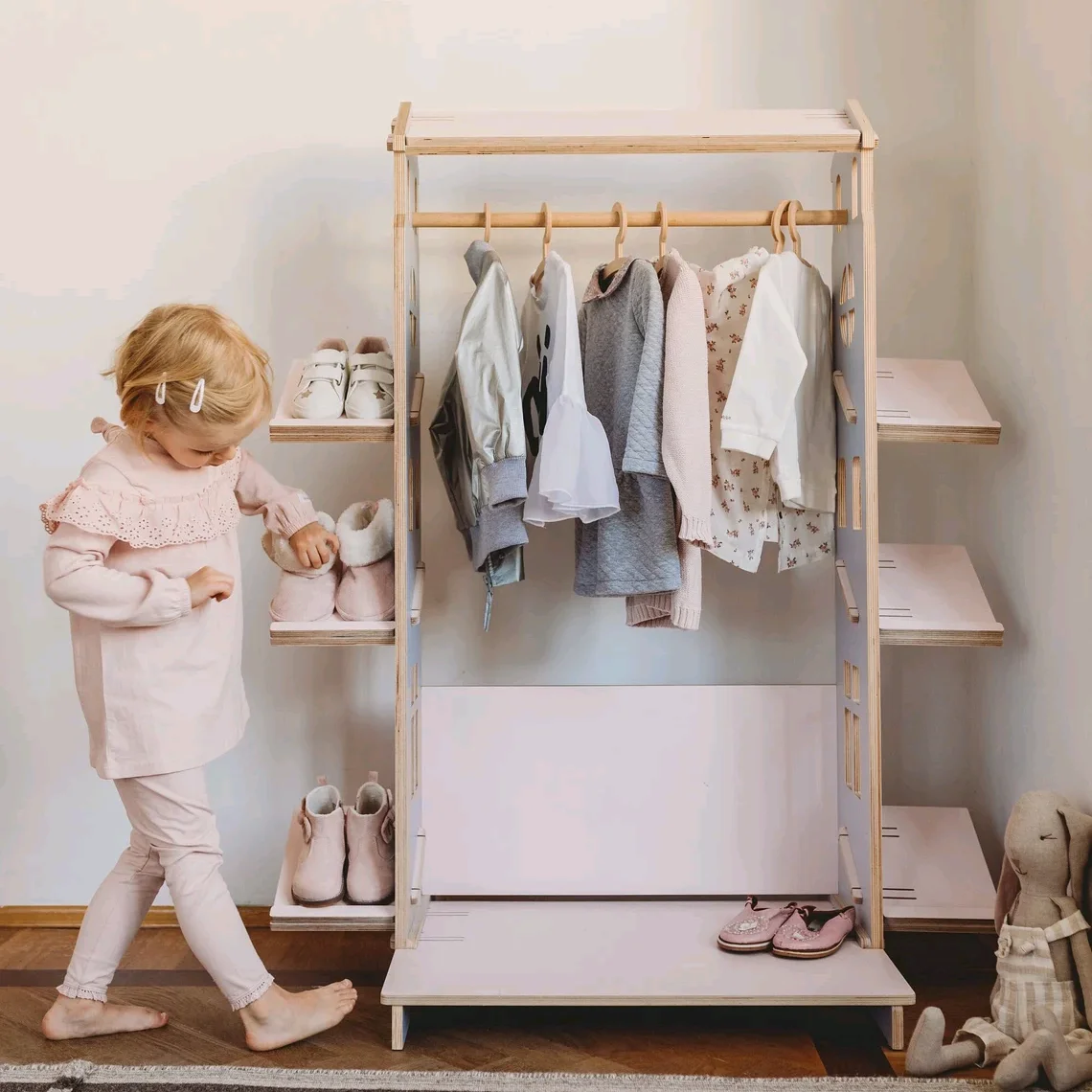 &c Plywood DIY Montessori Wardrobe Baby Self Care Wardrobe Montessori Furniture Shelf for Clothes Simple Baby Wardrobe
&c Plywood DIY Montessori Wardrobe Baby Self Care Wardrobe Montessori Furniture Shelf for Clothes Simple Baby Wardrobe