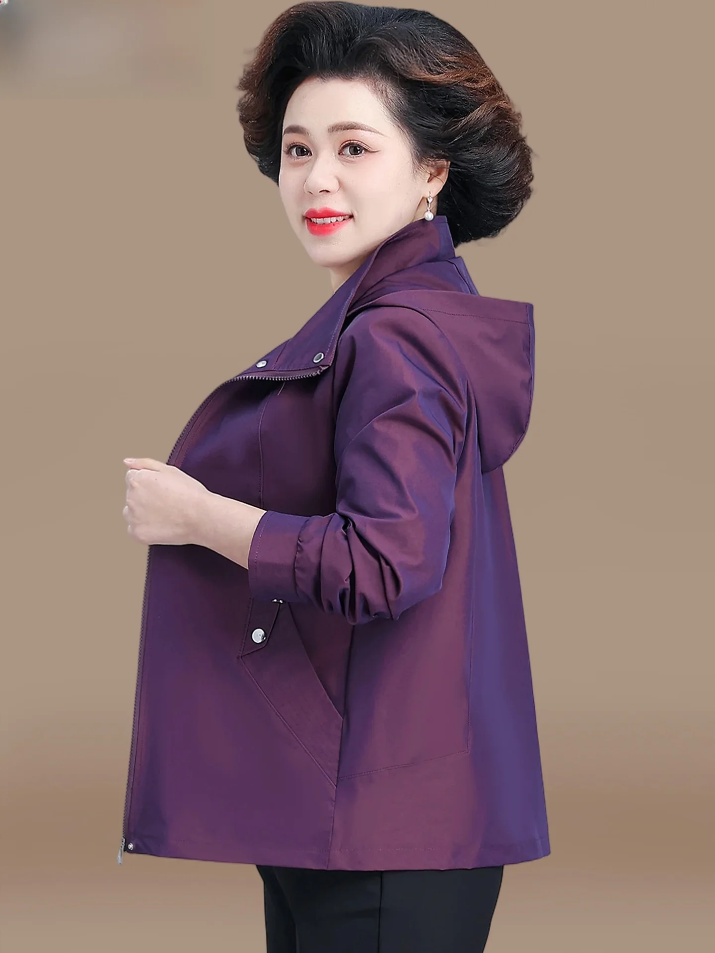 plus Size Spring Jaet for Older Women Casual Sle Zipper Closure Hooded Windproof Polyester Fiber ort Coat Korean Faion
plus Size Spring Jaet for Older Women Casual Sle Zipper Closure Hooded Windproof Polyester Fiber ort Coat Korean Faion