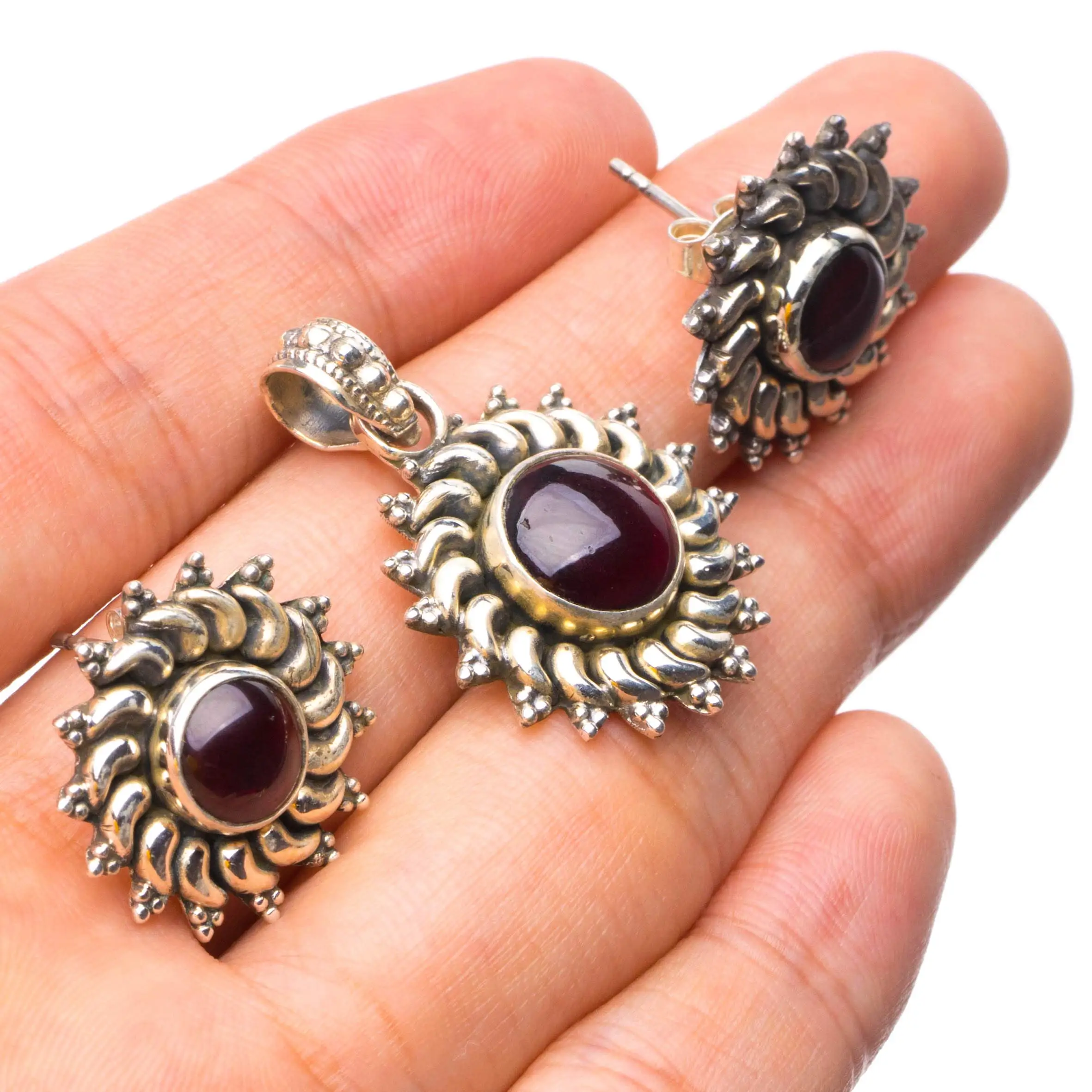 StarGems® Natural Amethyst Mexican 925 Sterling Silver Jewelry Set, Earrings Stud:3/4" Pendant:1 1/4" T8891
StarGems® Natural Amethyst Mexican 925 Sterling Silver Jewelry Set, Earrings Stud:3/4" Pendant:1 1/4" T8891