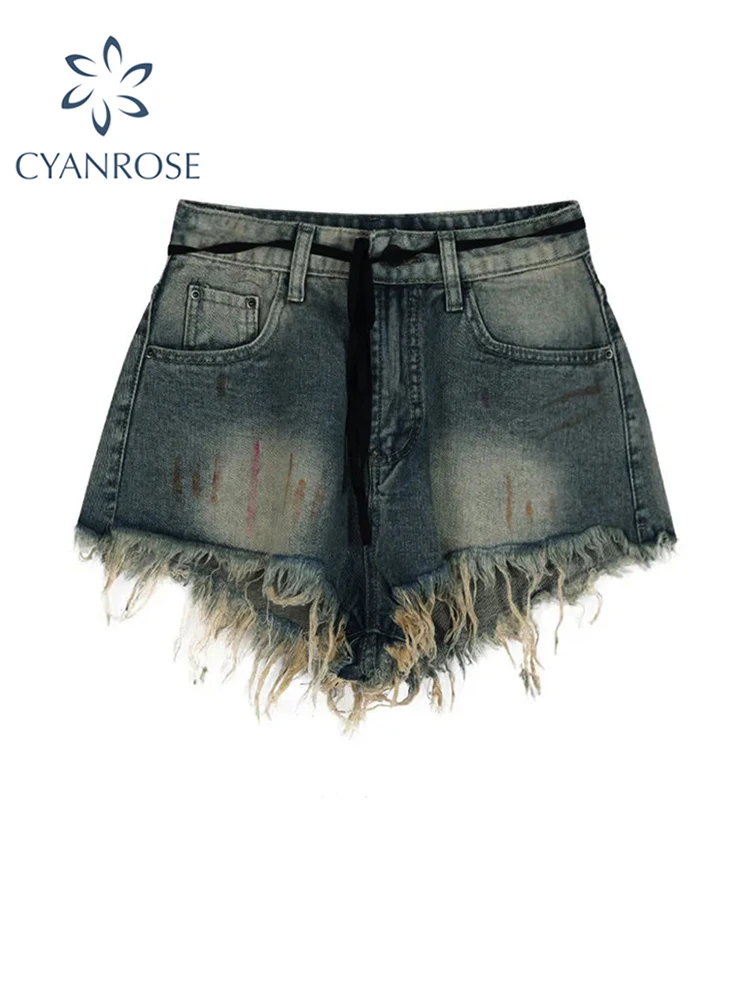 Women's Tassel Mini Jeans Shorts Vintage Streetwear High Waist Baggy Wide Denim Shorts Korean Fashion Jean Shorts 2000s Clothes
Women's Tassel Mini Jeans Shorts Vintage Streetwear High Waist Baggy Wide Denim Shorts Korean Fashion Jean Shorts 2000s Clothes