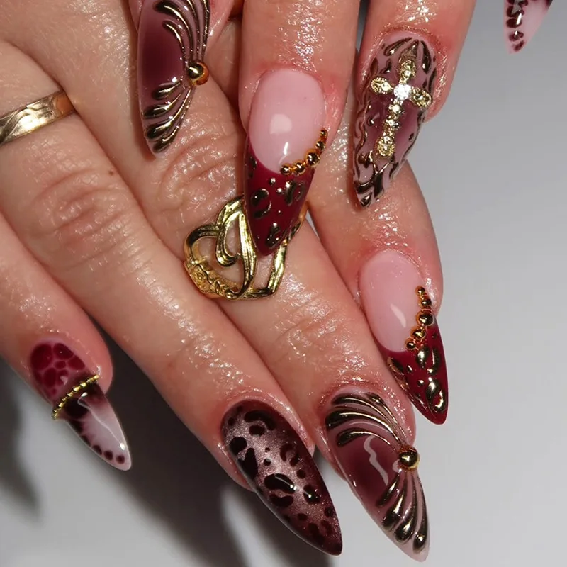 Hot-selling gradual change leopard print French three-dimensional flower gold beads almond fake nails wear nail piece advanced sense
Hot-selling gradual change leopard print French three-dimensional flower gold beads almond fake nails wear nail piece advanced sense