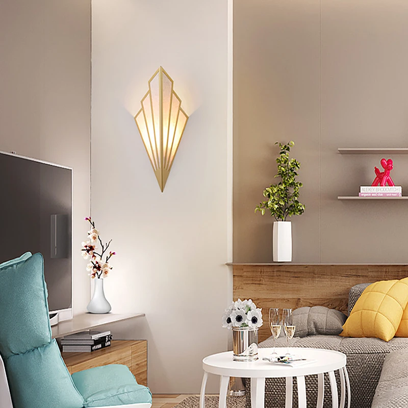 Postmodern Luxury Wall Lamp High-end Decoration Entrance Hall Bedroom Bedside Living Room Background Wall Lighting Fixtures
Postmodern Luxury Wall Lamp High-end Decoration Entrance Hall Bedroom Bedside Living Room Background Wall Lighting Fixtures