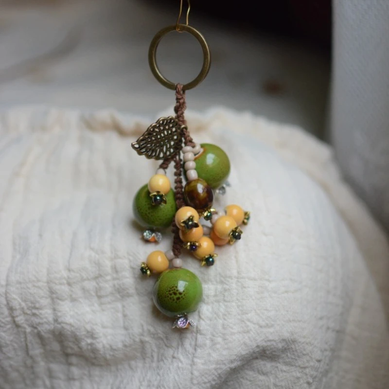 Брелок с медным листом и бисером, кулон в этническом стиле ретро, аксессуар для мобильной сумки, летняя сумка, очаровательное ювелирное изделие в стиле персикового цвета для девочек
Брелок с медным листом и бисером, кулон в этническом стиле ретро, аксессуар для мобильной сумки, летняя сумка, очаровательное ювелирное изделие в стиле персикового цвета для девочек