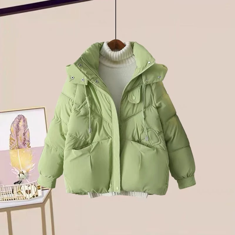 Женская утепленная куртка-пуховик 2024 года, новая зимняя модель, укороченная, свободного кроя, теплая, хлопковая, объемная, верхняя одежда
Женская утепленная куртка-пуховик 2024 года, новая зимняя модель, укороченная, свободного кроя, теплая, хлопковая, объемная, верхняя одежда