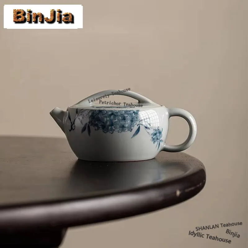 120ml Handmade Blue and White Hanwa Teapot Elegant Pure Hand Painted Flower Pot Tea Making Kettle Teaware Supplies Craft Gifts
120ml Handmade Blue and White Hanwa Teapot Elegant Pure Hand Painted Flower Pot Tea Making Kettle Teaware Supplies Craft Gifts