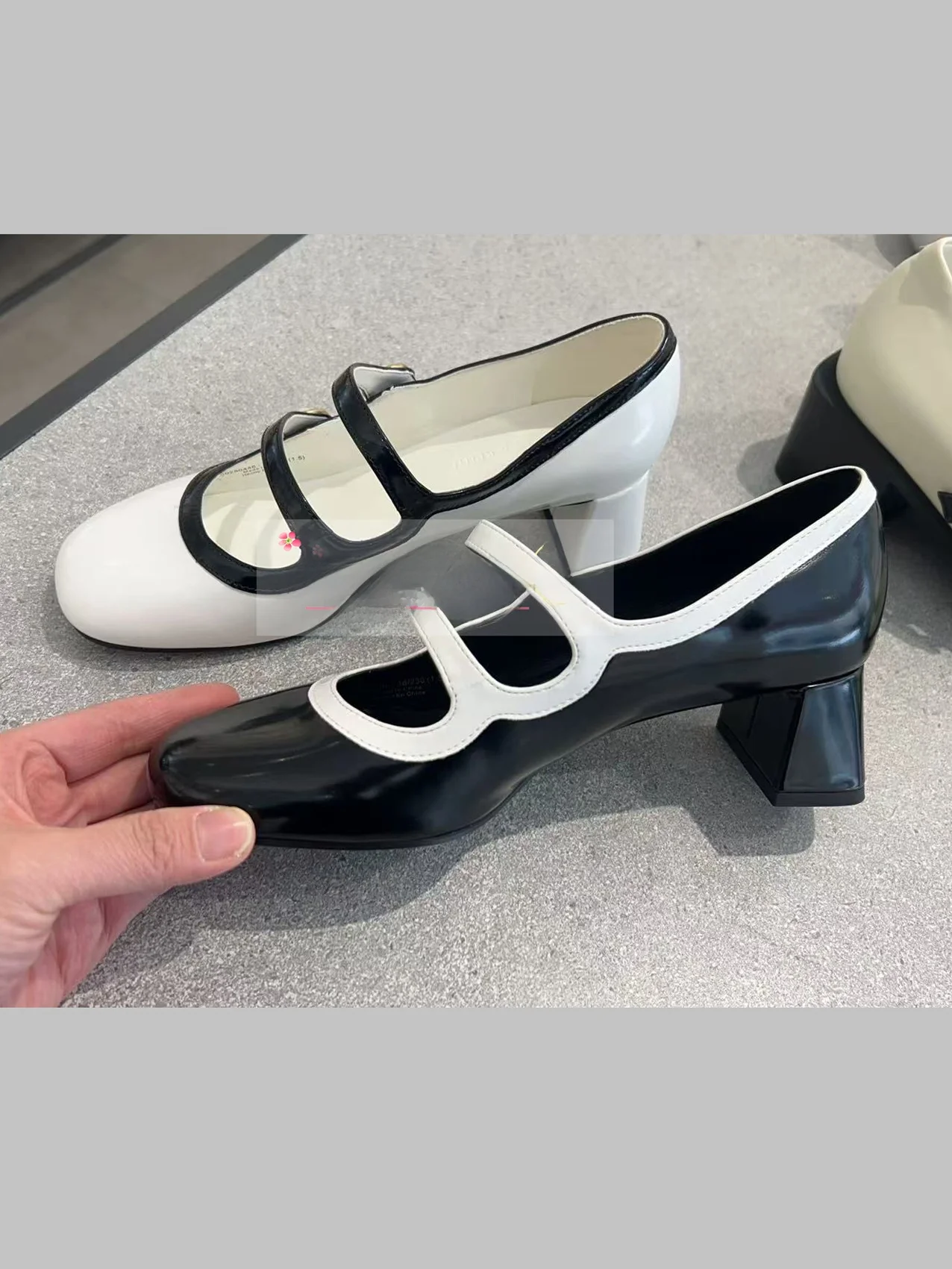 Женская обувь Flat oes с круглым носком и ремешком Charles&Keith, корейский Sle Faion Single oes, кожаный внутренний низкий каблук из свиной кожи
Женская обувь Flat oes с круглым носком и ремешком Charles&Keith, корейский Sle Faion Single oes, кожаный внутренний низкий каблук из свиной кожи