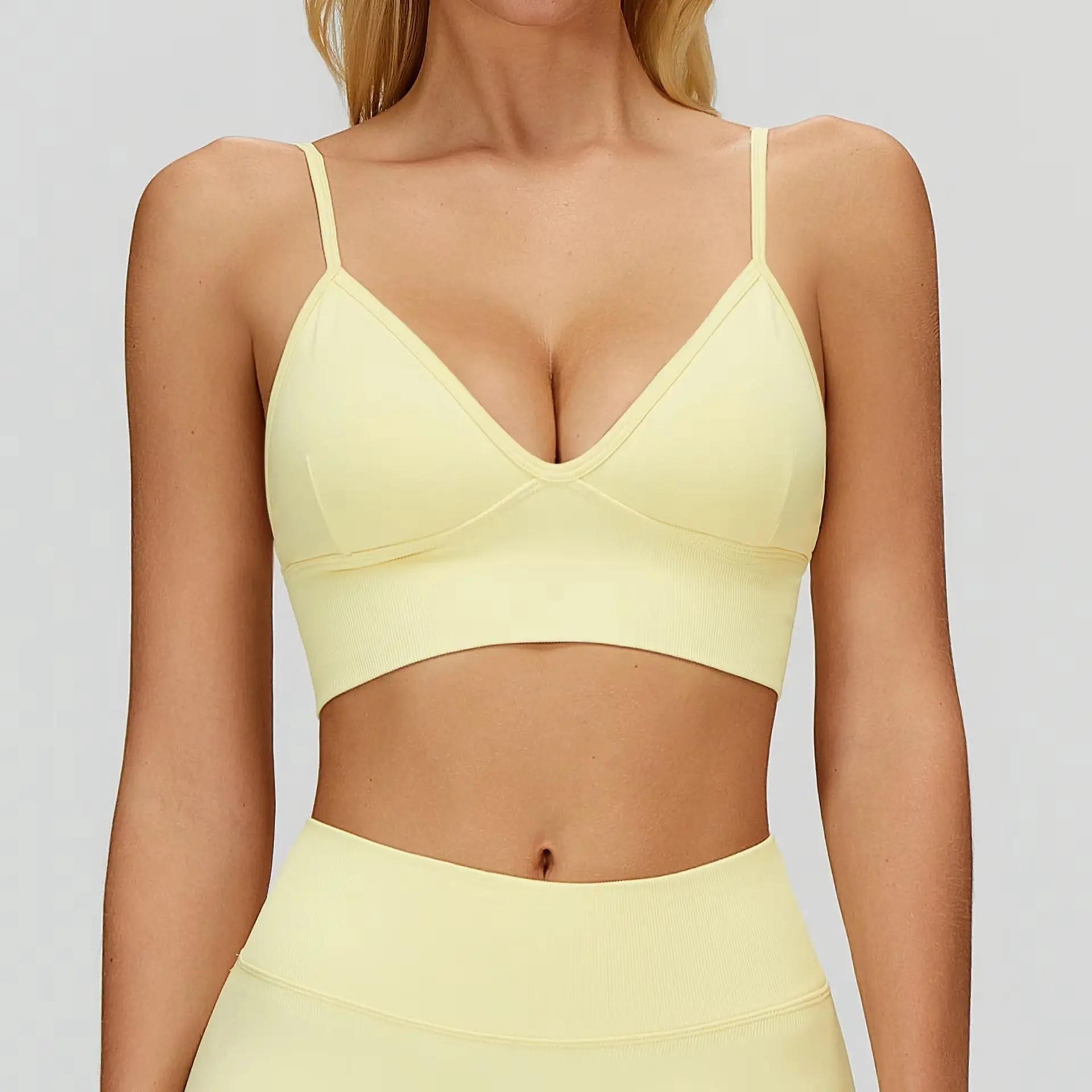 Woman Seamless Sports Bra Thin-Strap Seamless Yoga Bra Push Up Workout Underwear Gym Running Breathable Quick-Dry Fitness Tops
Woman Seamless Sports Bra Thin-Strap Seamless Yoga Bra Push Up Workout Underwear Gym Running Breathable Quick-Dry Fitness Tops