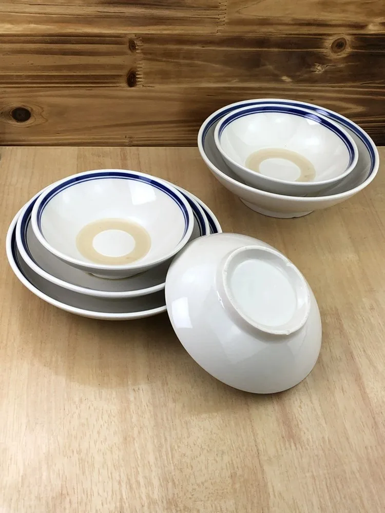 Commercial Ceramic Porcelain Blue Line Bowls Set Vintage Style Dining Utensils round Shape Dinnerware for Restaurant Use
Commercial Ceramic Porcelain Blue Line Bowls Set Vintage Style Dining Utensils round Shape Dinnerware for Restaurant Use