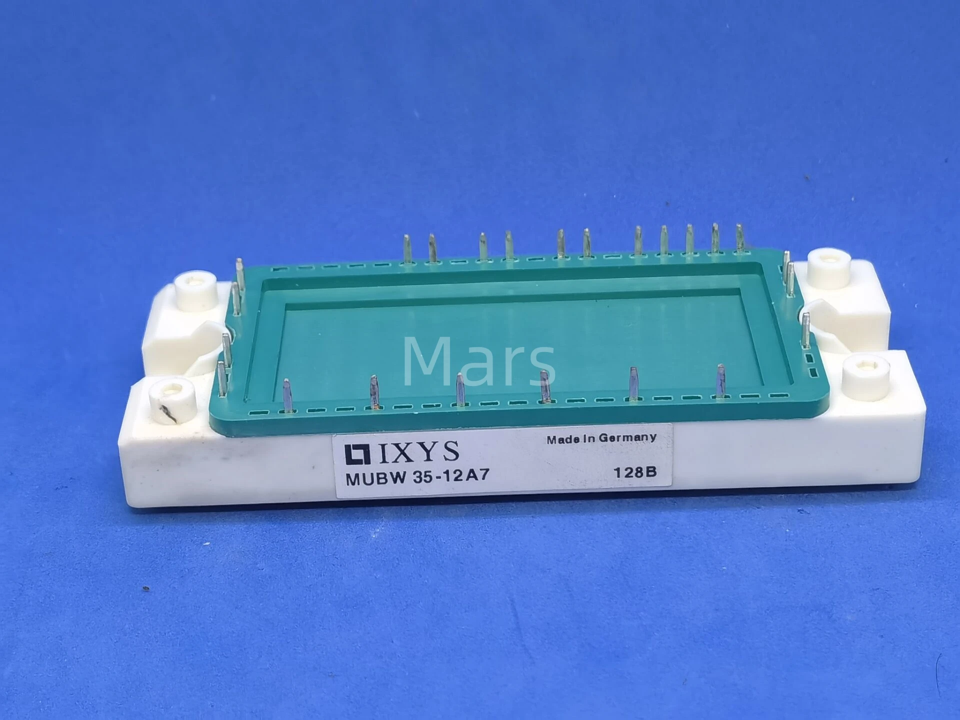 MUBW35-12A7 MUBW35-12E7 MUBW25-12A7 MUBW36-12T7 MUBW10-12A7 MUBW15-12A7 New Original Module
MUBW35-12A7 MUBW35-12E7 MUBW25-12A7 MUBW36-12T7 MUBW10-12A7 MUBW15-12A7 New Original Module