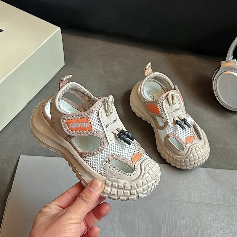 2025 Summer Children Casual Sandals for Girls Boy New Fashion Korean Style Soft Sole Anti-slippery Versatile Chic Sports Sandals
2025 Summer Children Casual Sandals for Girls Boy New Fashion Korean Style Soft Sole Anti-slippery Versatile Chic Sports Sandals