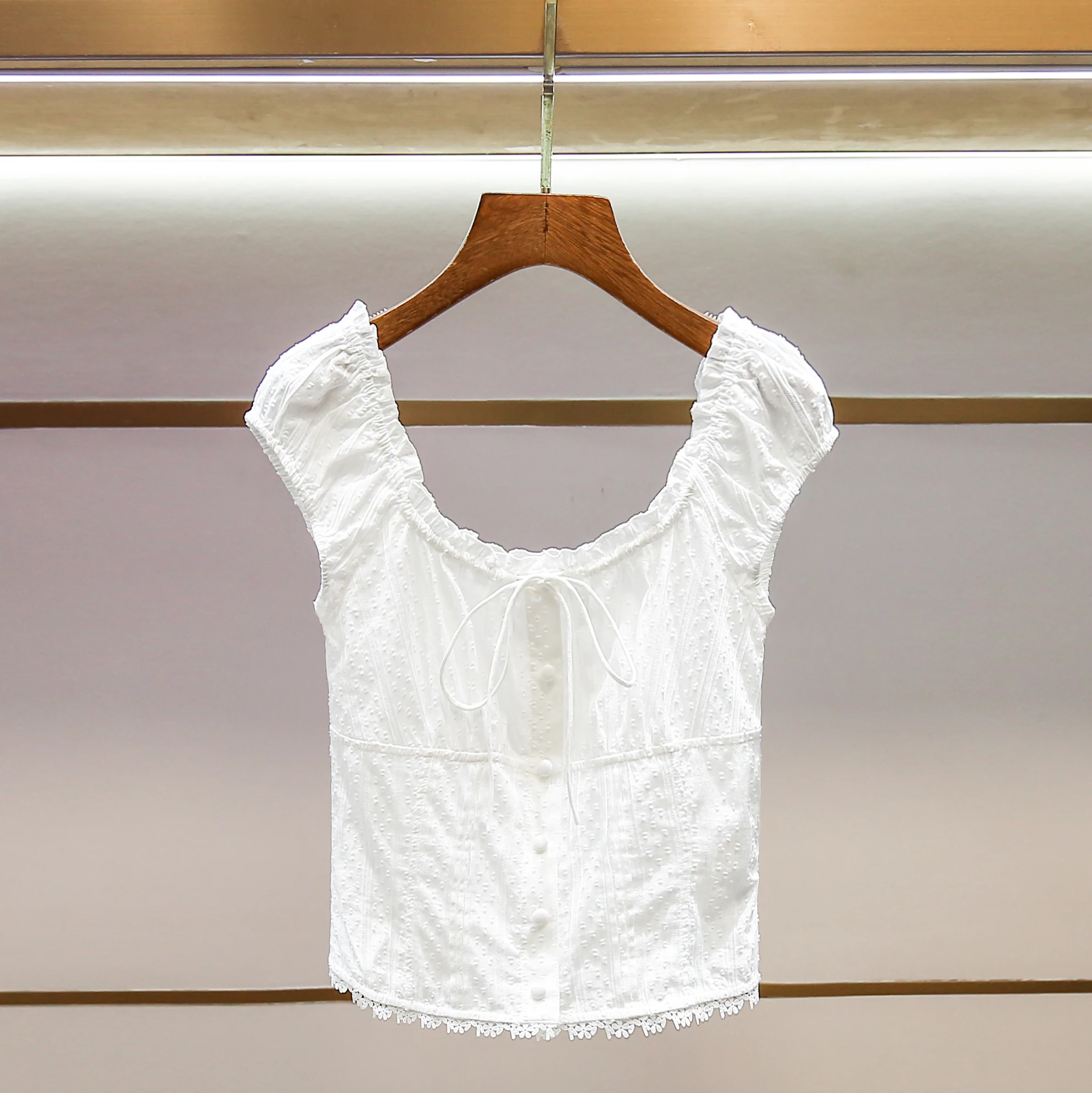 Элегантная женская футболка South Oil с эластичной вставкой, квадратным вырезом, бантом и декоративной отделкой, дышащая, приятная к телу.
Элегантная женская футболка South Oil с эластичной вставкой, квадратным вырезом, бантом и декоративной отделкой, дышащая, приятная к телу.